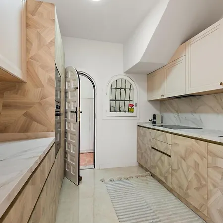 Sophora, Luxury Getaway In Prime Location Near Puerto Banus With Heated Pool 빌라 마르베야