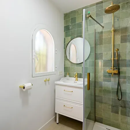 Villa Sophora, Luxury Getaway In Prime Location Near Puerto Banus With Heated Pool