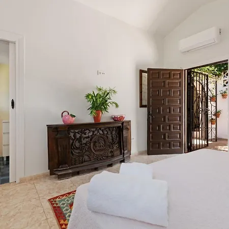 Sophora - 5 Minutes From Puerto Banus 别墅