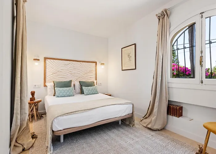 Sophora, Luxury Getaway In Prime Location Near Puerto Banus With Heated Pool Willa Marbella