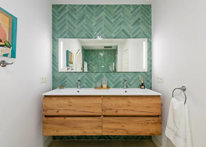 Sophora, Luxury Getaway In Prime Location Near Puerto Banus With Heated Pool *