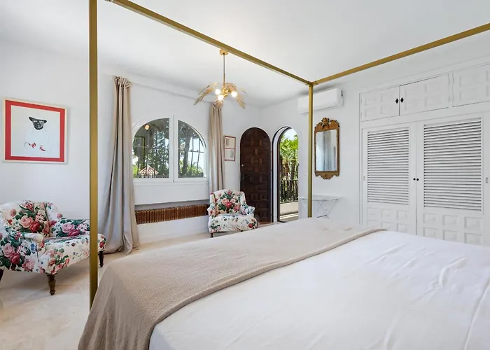 Sophora, Luxury Getaway In Prime Location Near Puerto Banus With Heated Pool Willa Marbella