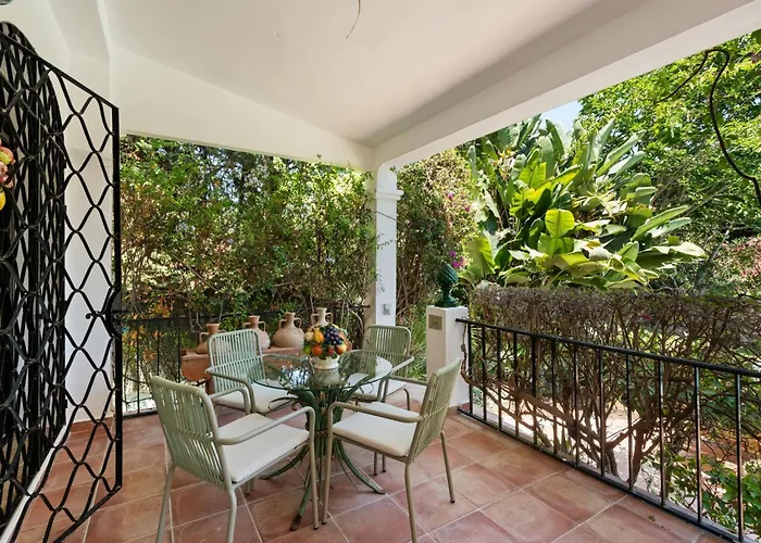 Sophora, Luxury Getaway In Prime Location Near Puerto Banus With Heated Pool Willa Marbella