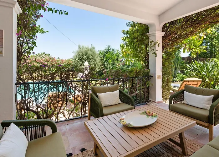 Sophora, Luxury Getaway In Prime Location Near Puerto Banus With Heated Pool *