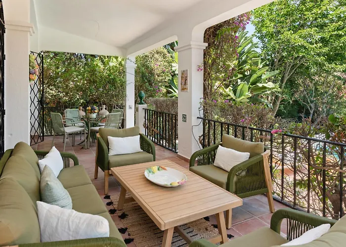 Sophora, Luxury Getaway In Prime Location Near Puerto Banus With Heated Pool Marbella