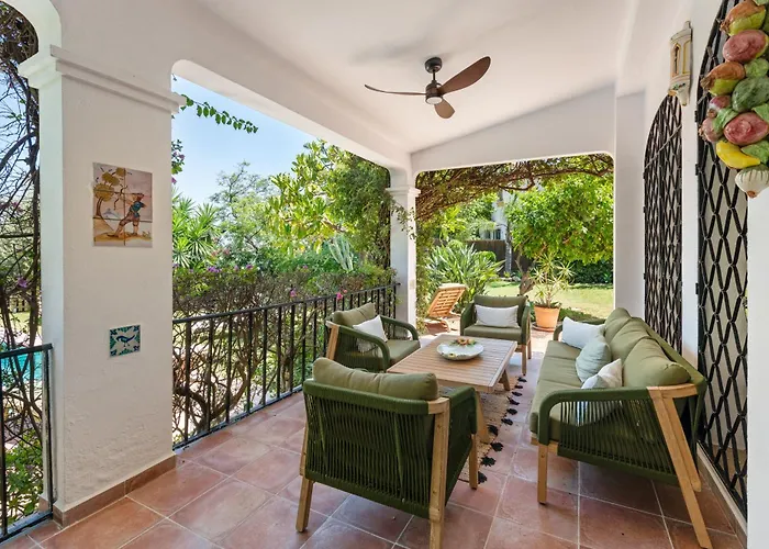 Sophora, Luxury Getaway In Prime Location Near Puerto Banus With Heated Pool * Marbella