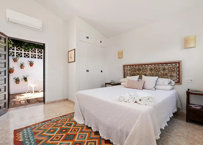 Sophora, Luxury Getaway In Prime Location Near Puerto Banus With Heated Pool Willa Marbella