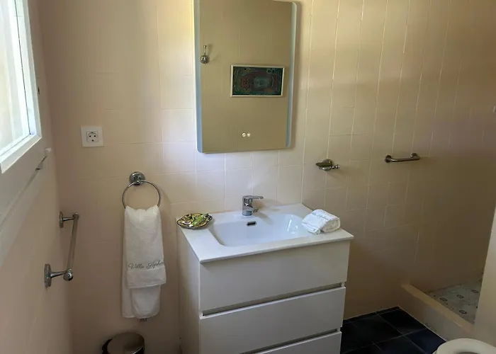 Willa Sophora, Luxury Getaway In Prime Location Near Puerto Banus With Heated Pool