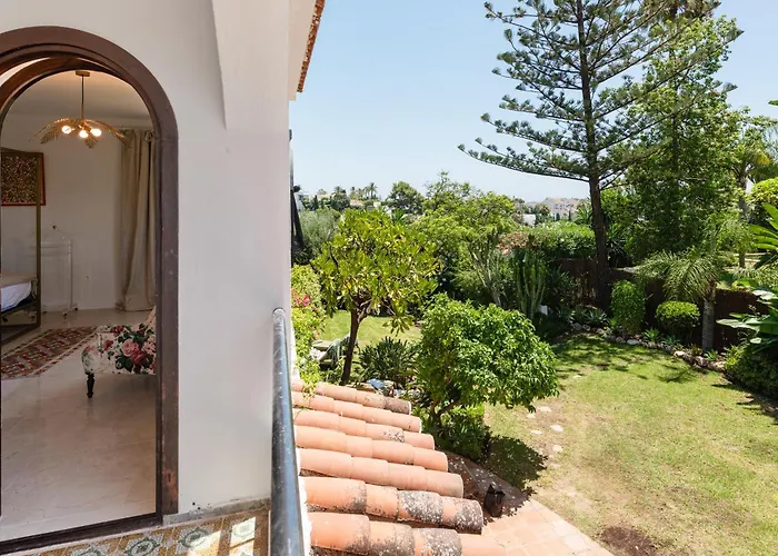 ヴィラ Villa Sophora - 5 Minutes From Puerto Banus *