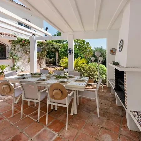 Vila Sophora - 5 Minutes From Puerto Banus *